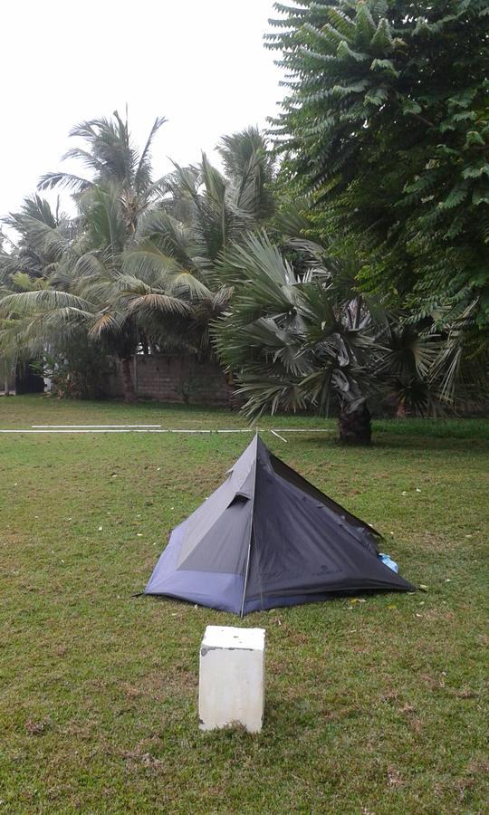 Grand Hilton Hotel Negombo Buitenkant foto