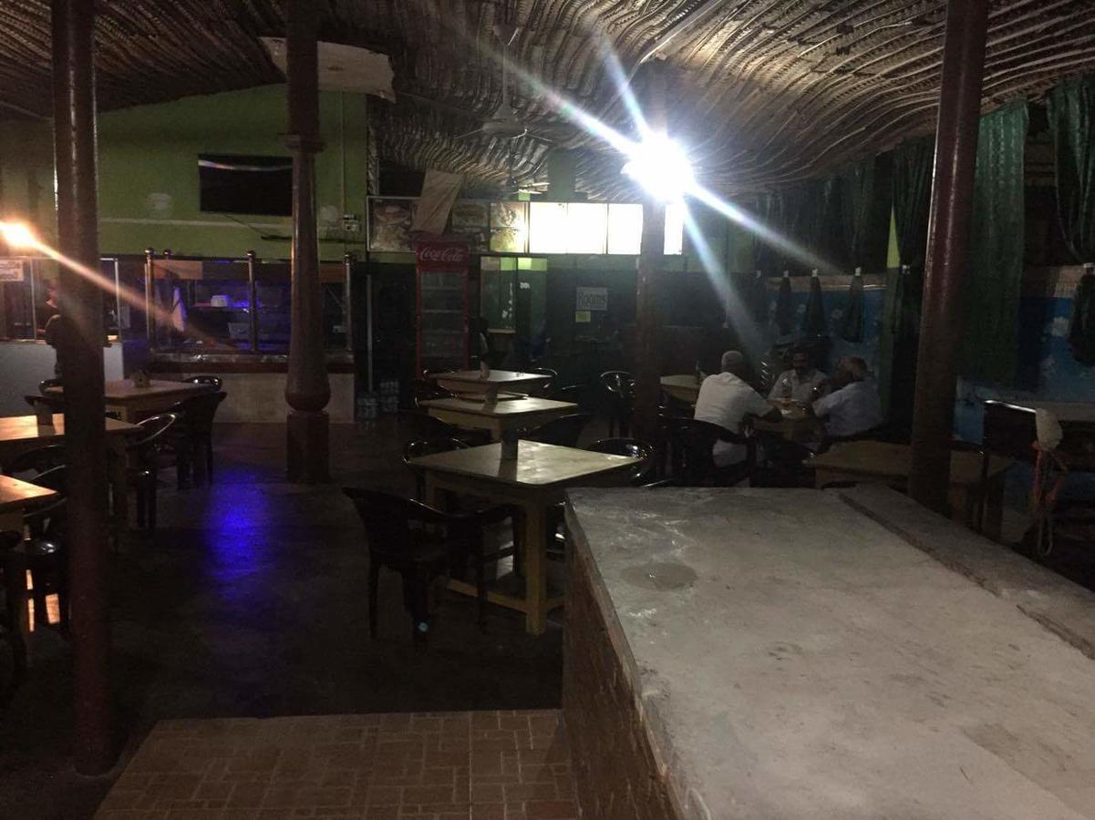 Grand Hilton Hotel Negombo Buitenkant foto